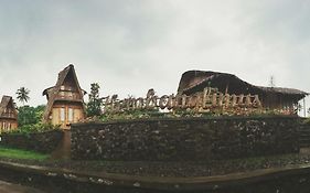 Balkondes Kembanglimus